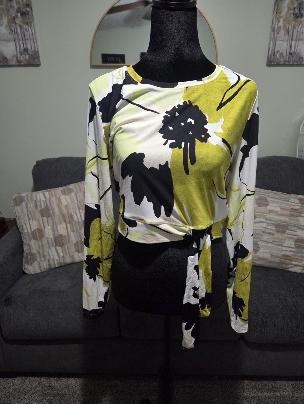 Women’s Long-Sleeve Tie-Waist Top in Chartreuse Floral Print